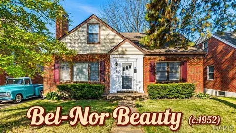 3057 Arlmont Dr, Saint Louis, MO 63121