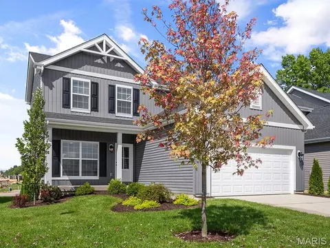 1016 Red Fox Dr, Eureka, MO 63025
