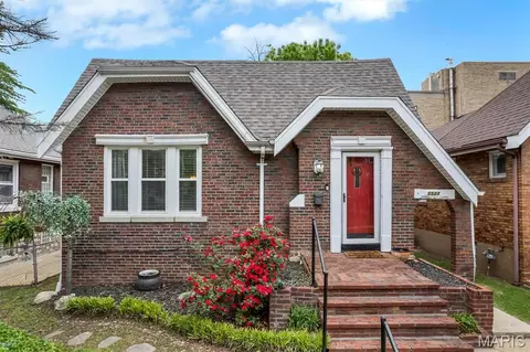 5533 Rosa Ave, Saint Louis, MO 63109