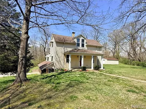 229 Lee Ave, Collinsville, IL 62234