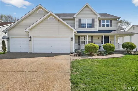 1838 Hackmann Hollow Dr, Wentzville, MO 63385