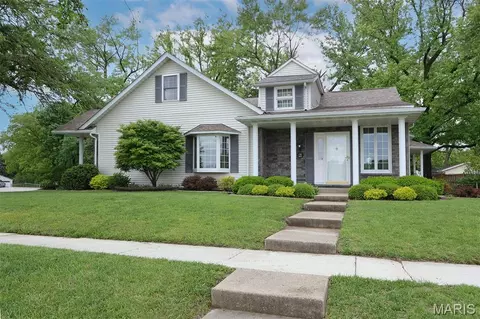 1311 Franklin St, Carlyle, IL 62231