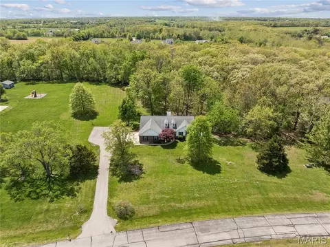 26207 Bubbling Brook Dr, Foristell, MO 63348