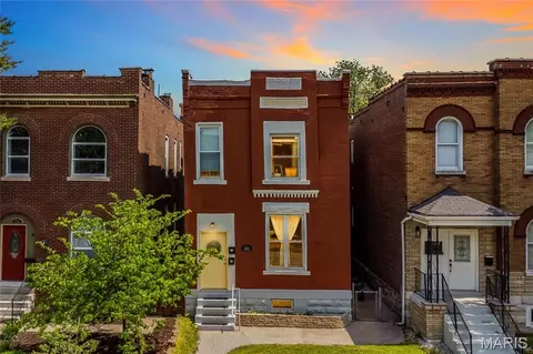 3000 S Compton Ave, Saint Louis, MO 63118