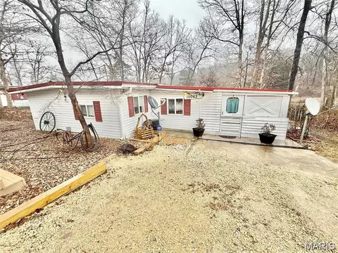 10063 Mockingbird Dr, Bismarck, MO 63624