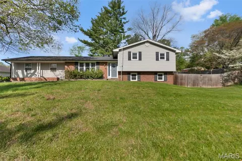 1859 June Ln, Jackson, MO 63755