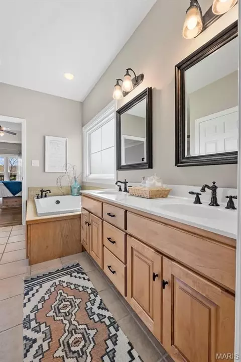 Bath - 145 Saddlebrooke Rdg, Jackson, MO 63755 photo 1 of 6