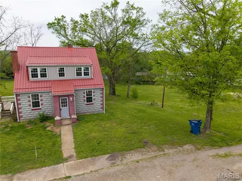 Exterior - 605 Third St, Marble Hill, MO 63764 photo 5 of 5