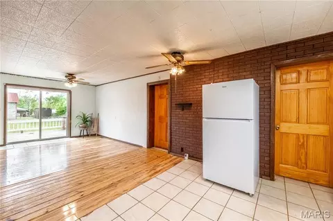 Living - 605 Third St, Marble Hill, MO 63764 photo 15 of 15