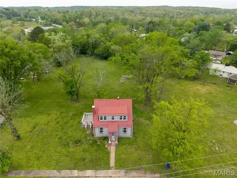 View/Area - 605 Third St, Marble Hill, MO 63764 photo 3 of 8