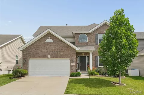 1932 Maryland Oaks Cir, Saint Louis, MO 63146