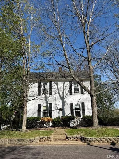 412 Macarthur Ave, Union, MO 63084