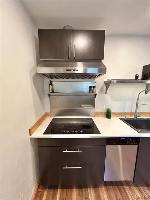 Kitchen - 306 E Franklin St, Salem, MO 65560 photo 2 of 3