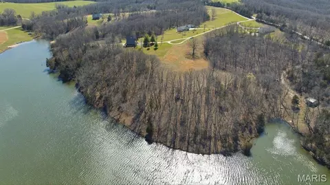 7 Kirsten Ln, Rhineland, MO 65069