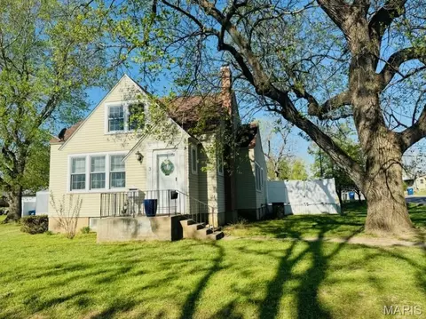 3 N Jackson St, Salem, MO 65560