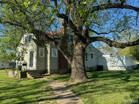 3 N Jackson St, Salem, MO 65560