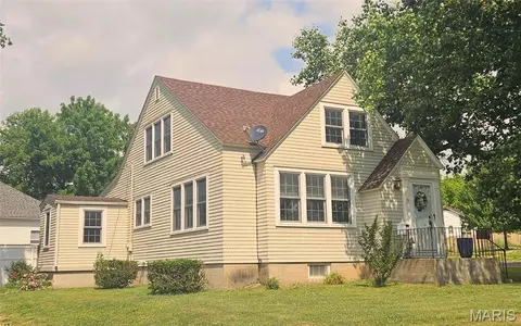 3 N Jackson St, Salem, MO 65560