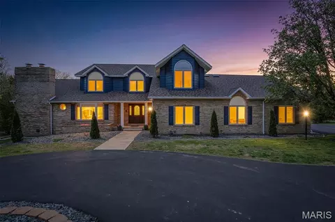 220 Buzzard Rock Rd, Farmington, MO 63640