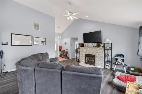 Other - 20826 Hibbett Rd, Saint Robert, MO 65584 photo 3 of 10