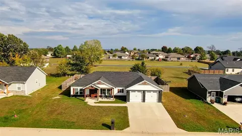 2706 M- Town Dr, Mountain Grove, MO 65711