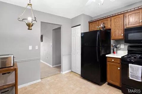 Kitchen - 2901 E Main St, Belleville, IL 62221 photo 3 of 3