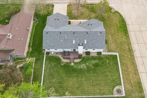View/Area - 2901 E Main St, Belleville, IL 62221 photo 4 of 5