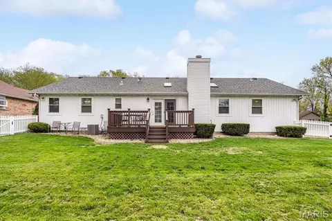 Exterior - 2901 E Main St, Belleville, IL 62221 photo 5 of 10