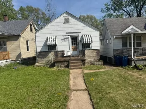 5216 Hamilton Ave, Saint Louis, MO 63136