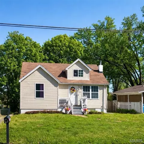 7501 Rowles Ave, Saint Louis, MO 63135