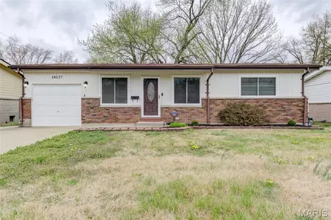 10127 Monarch Dr, Saint Louis, MO 63136