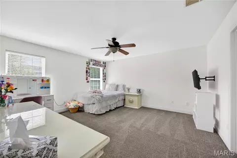Bedroom - 122 Fox Haven Dr, O'fallon, MO 63368 photo 4 of 8