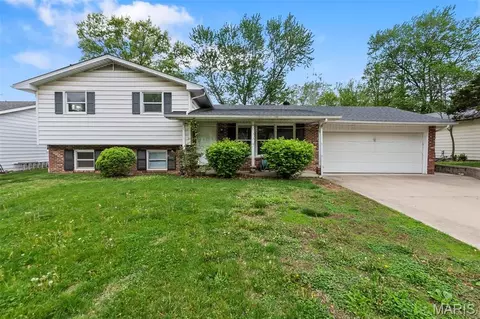 1515 Kingsbury Dr, Cape Girardeau, MO 63701