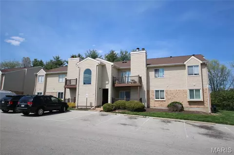 2337 Sandalwood Creek Ct #D, Wildwood, MO 63038