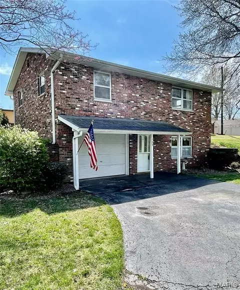 Exterior - 123 Dee St, Moro, IL 62067 photo 2 of 6