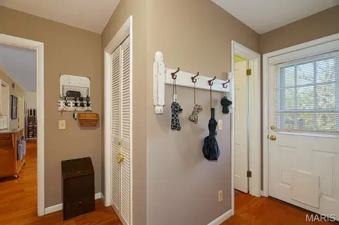 Entry Way - 307 Lovers Ln, Rolla, MO 65401 photo 2 of 2