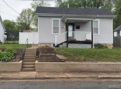 315 Williams St, Washington, MO 63090