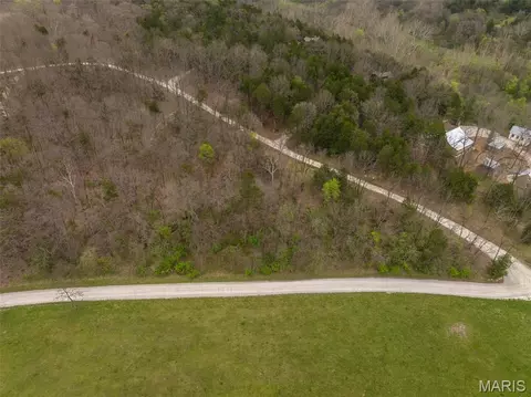 2903 Valley View Dr, Innsbrook, MO 63390 photo 3