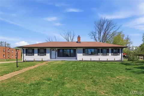 11333 Larimore Rd, Saint Louis, MO 63138