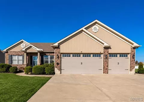 105 Rockport Dr, Troy, MO 63379