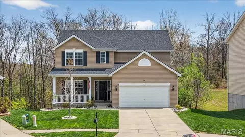 116 Village Glen Ct, Wentzville, MO 63385