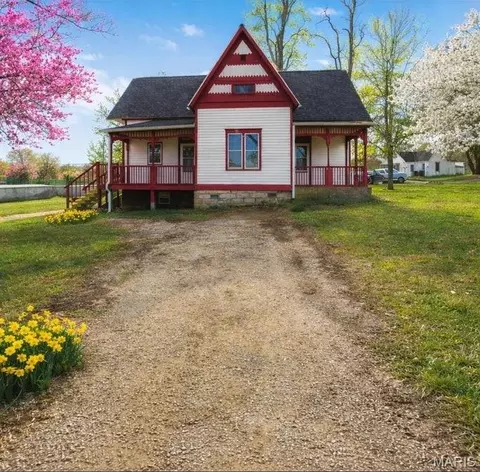 722 M- Maple St, Mountain Grove, MO 65711
