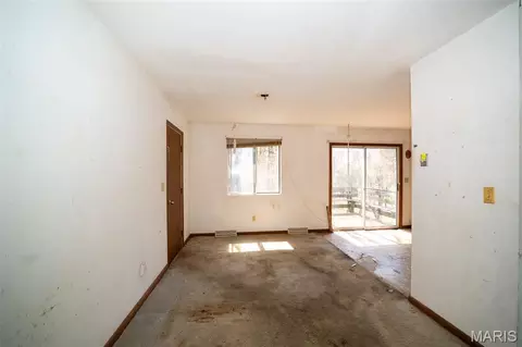 Living - 3466 Old Highway 50, Gerald, MO 63037 photo 2 of 3