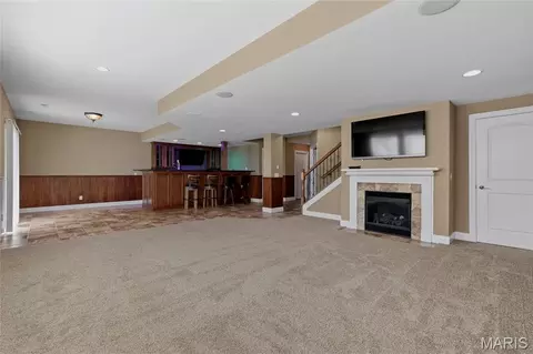 Living - 816 Aston Way Dr, O'fallon, MO 63368 photo 4 of 4