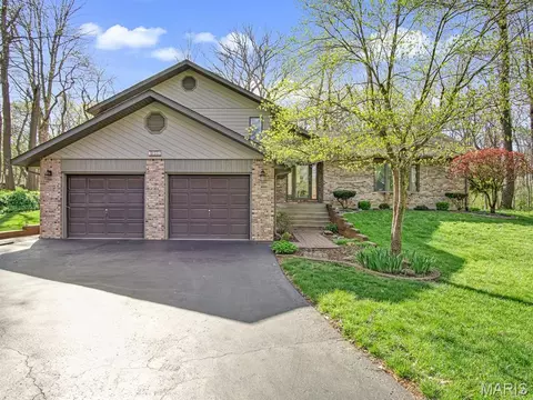 158 Dianne Dr, Belleville, IL 62220