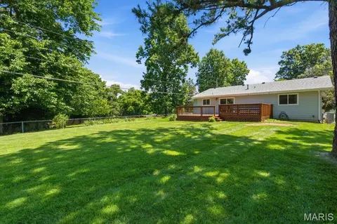 Exterior - 893 Oklahoma Ave, Ballwin, MO 63021 photo 10 of 10