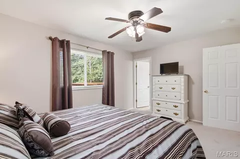 Bedroom - 893 Oklahoma Ave, Ballwin, MO 63021 photo 2 of 8