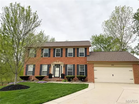 205 Birch Creek Ct, O'fallon, IL 62269