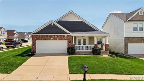 1714 Briarmanor Dr, Lake Saint Louis, MO 63367