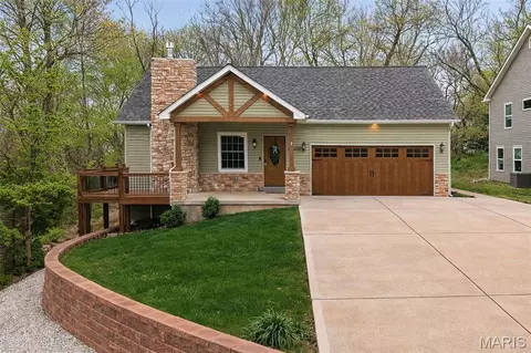 10206 Hawthorn Rd, Foristell, MO 63348