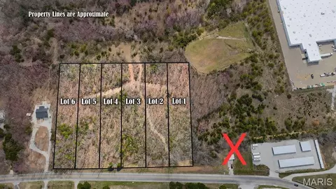 1501 Clarke St, De Soto, MO 63020